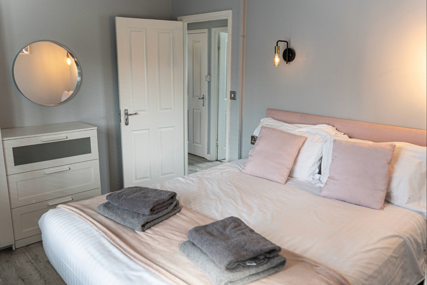 En-suite double bedroom